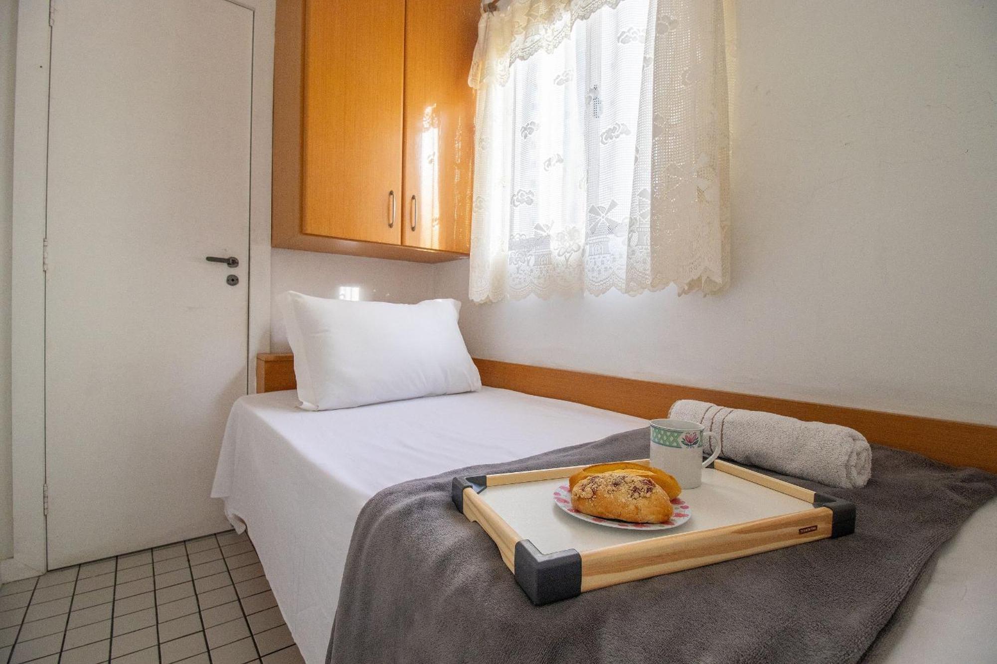 Bor41 - Quadra Mar, 4 Dorm, 2 Garagens, Churrasq. * Balneario Camboriu