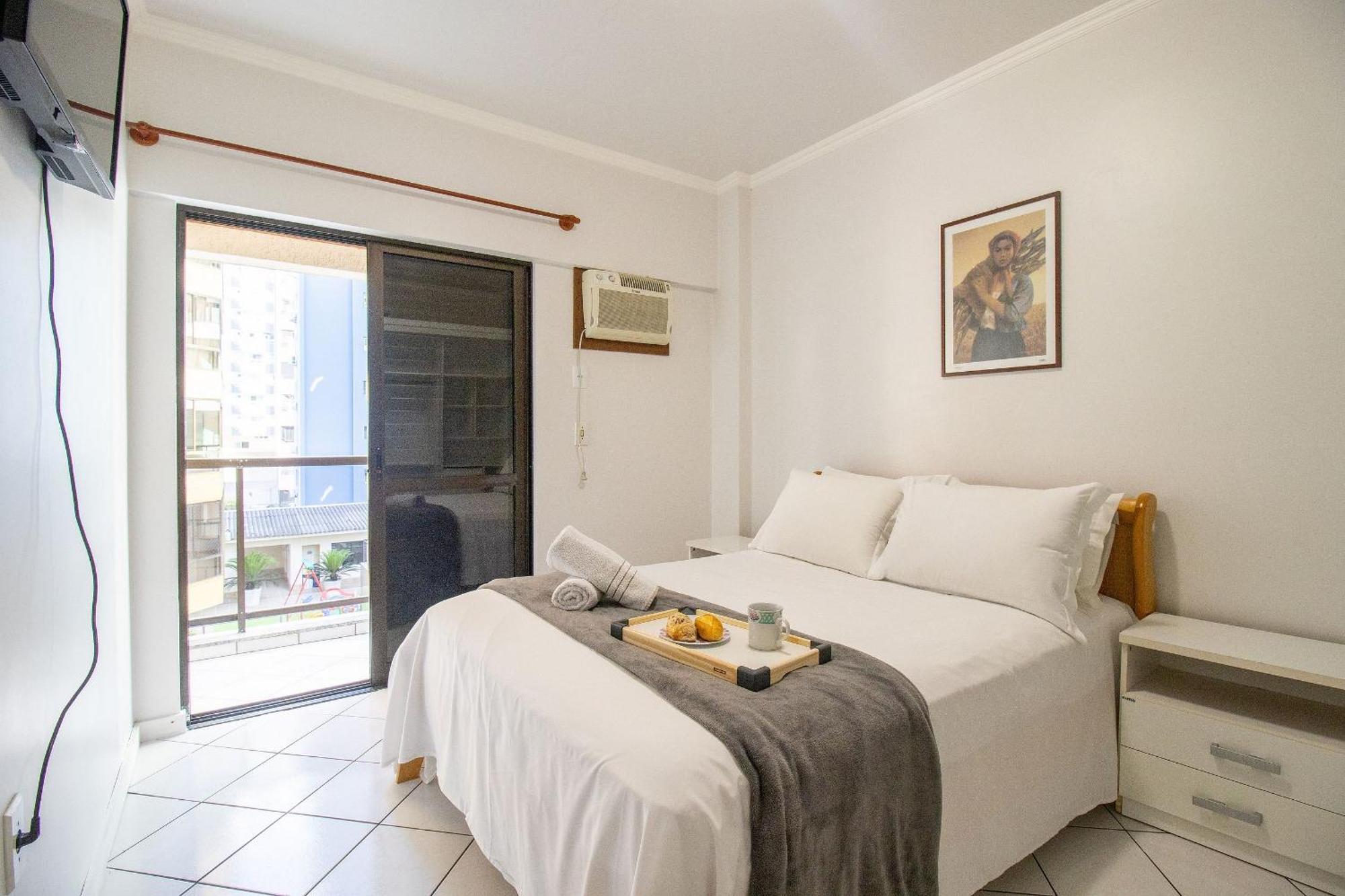 Apartamento Bor41 - Quadra Mar, 4 Dorm, 2 Garagens, Churrasq. *