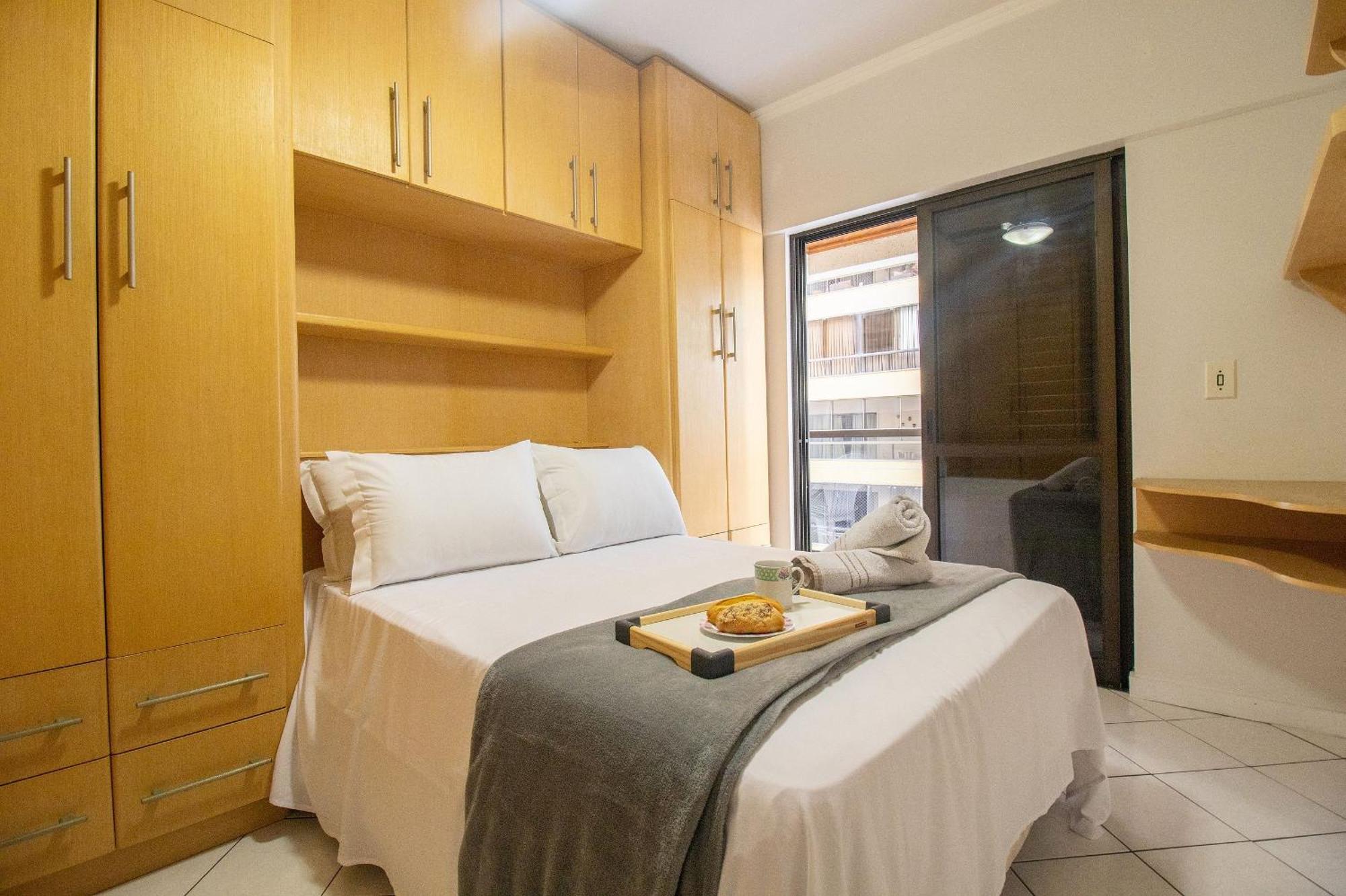 Bor41 - Quadra Mar, 4 Dorm, 2 Garagens, Churrasq. Balneario Camboriu