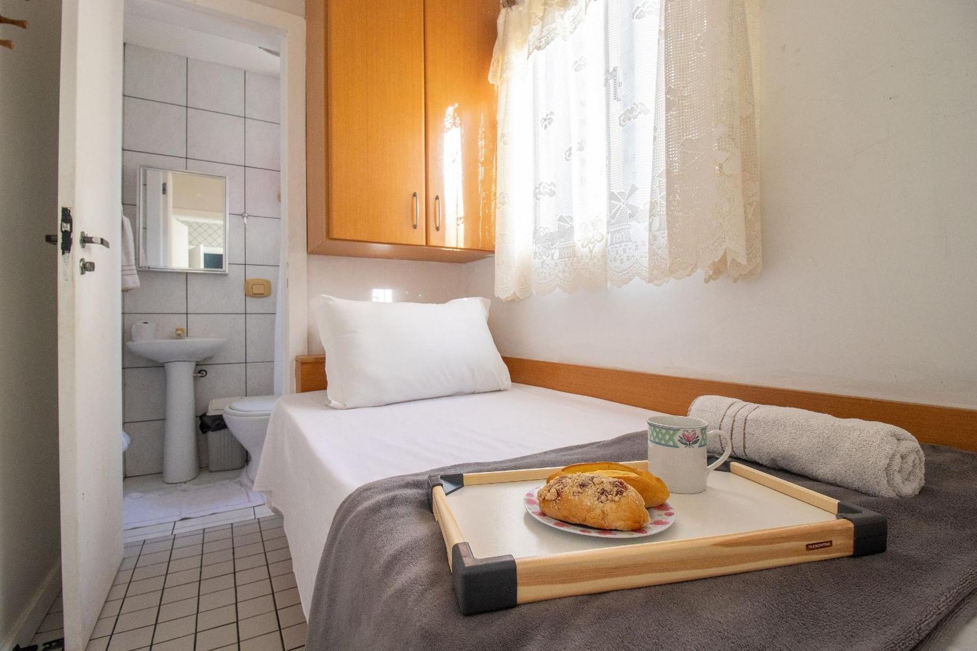 Apartamento Bor41 - Quadra Mar, 4 Dorm, 2 Garagens, Churrasq.