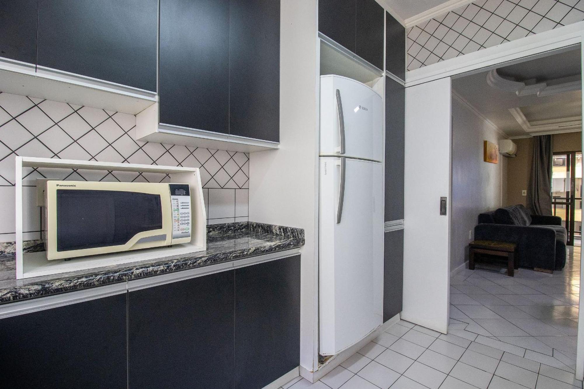 Bor41 - Quadra Mar, 4 Dorm, 2 Garagens, Churrasq. *