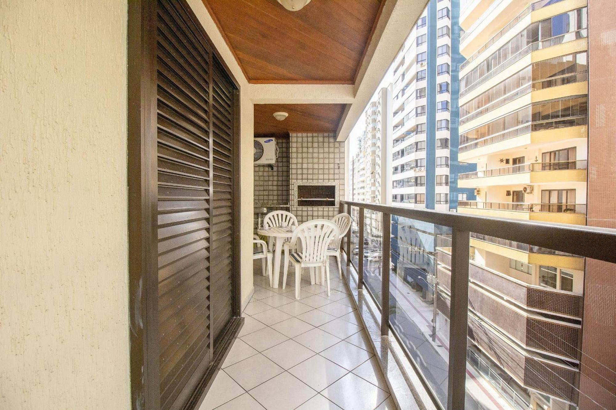 Apartamento Bor41 - Quadra Mar, 4 Dorm, 2 Garagens, Churrasq.